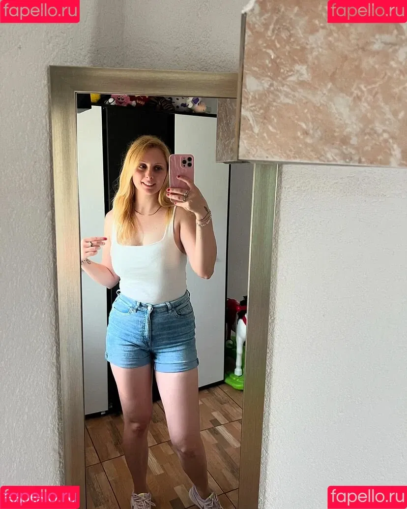 Elena Ilie Onlyfans Photo Gallery 