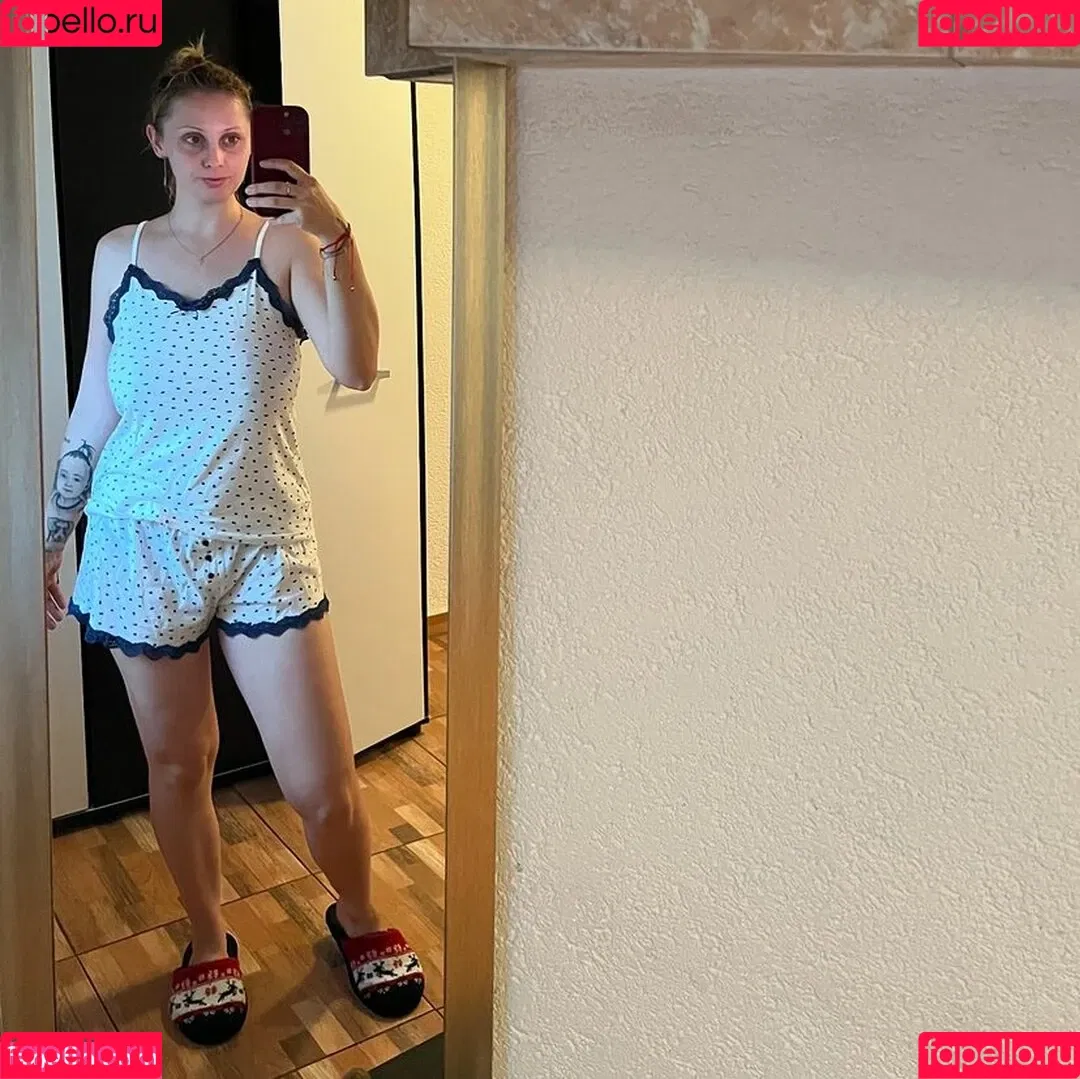 Elena Ilie Onlyfans Photo Gallery 