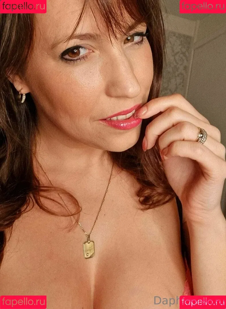 Daphne Laat Onlyfans Photo Gallery 
