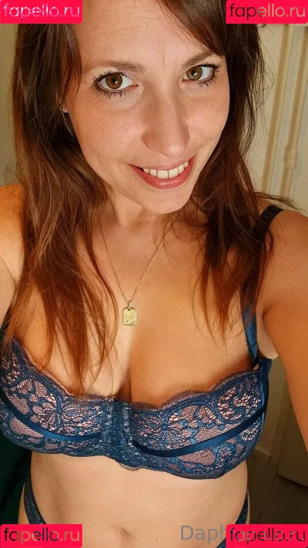 Daphne Laat Onlyfans Photo Gallery 