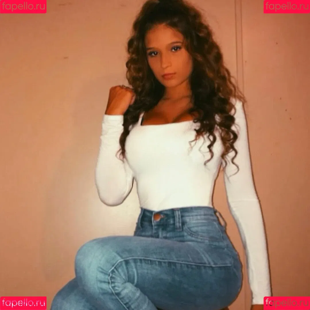 Destany Hartle Onlyfans Photo Gallery 