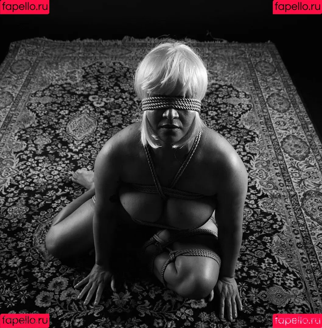 MaSKaPhotoModel Onlyfans Photo Gallery 
