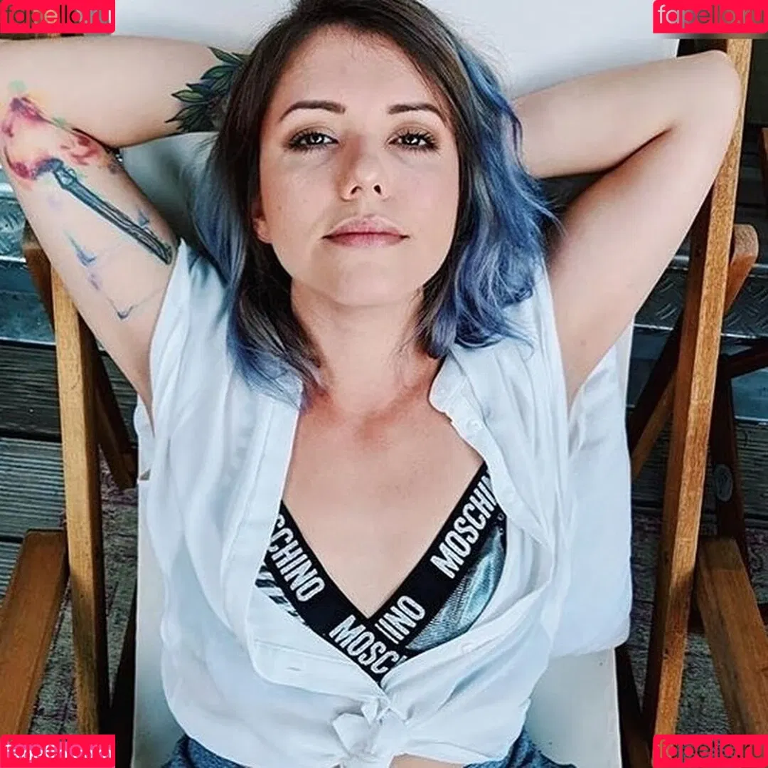 Malwanne Onlyfans Photo Gallery 