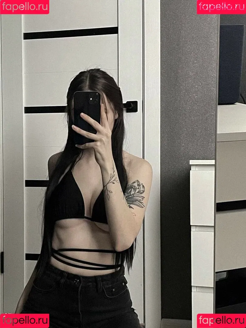 grystnayaanya Onlyfans Photo Gallery 
