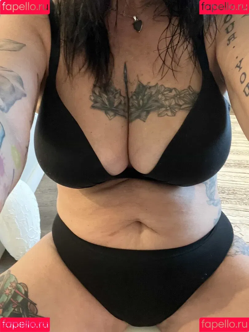 Dama Elizabeth Onlyfans Photo Gallery 