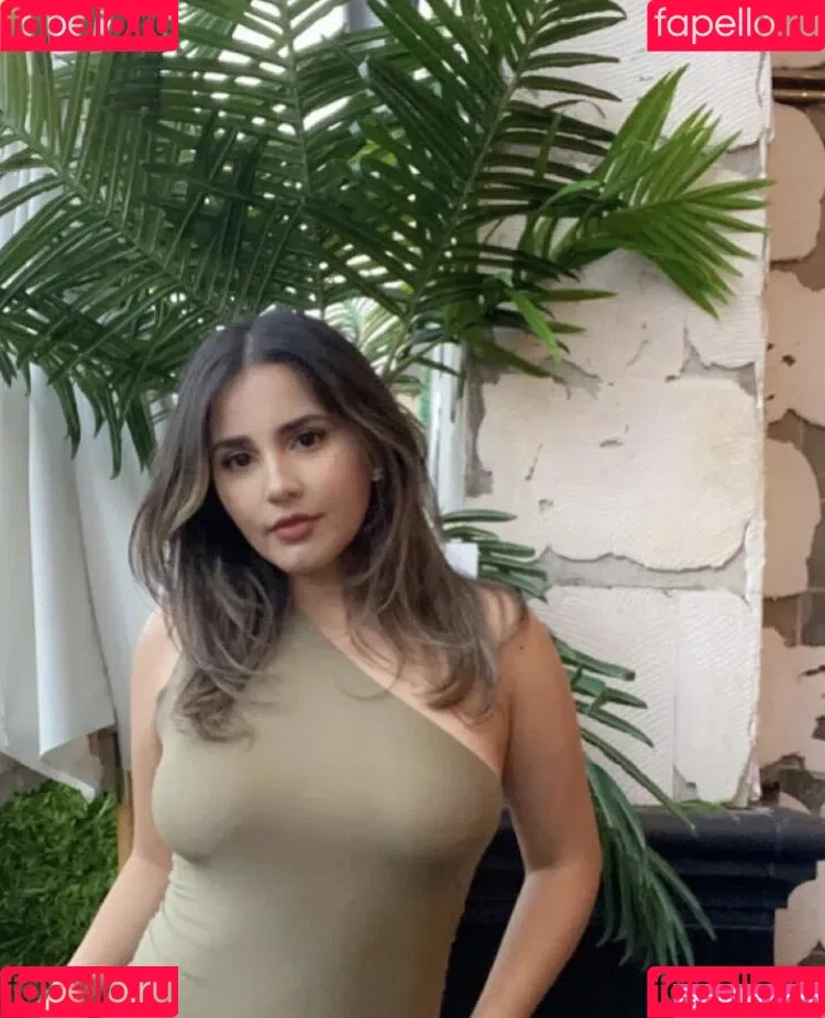 Shellyy13 Onlyfans Photo Gallery 