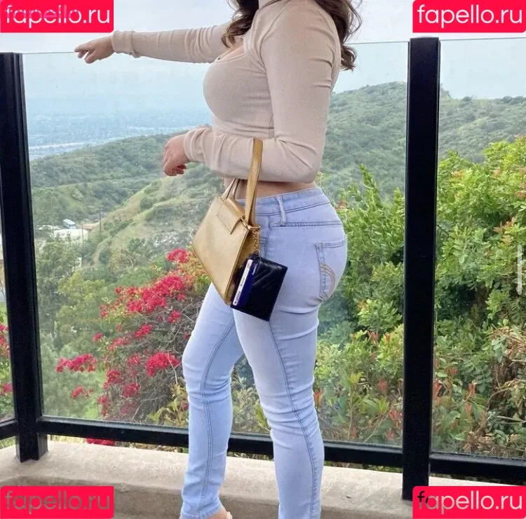 Shellyy13 Onlyfans Photo Gallery 