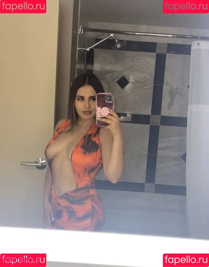 Shellyy13 Onlyfans Photo Gallery 