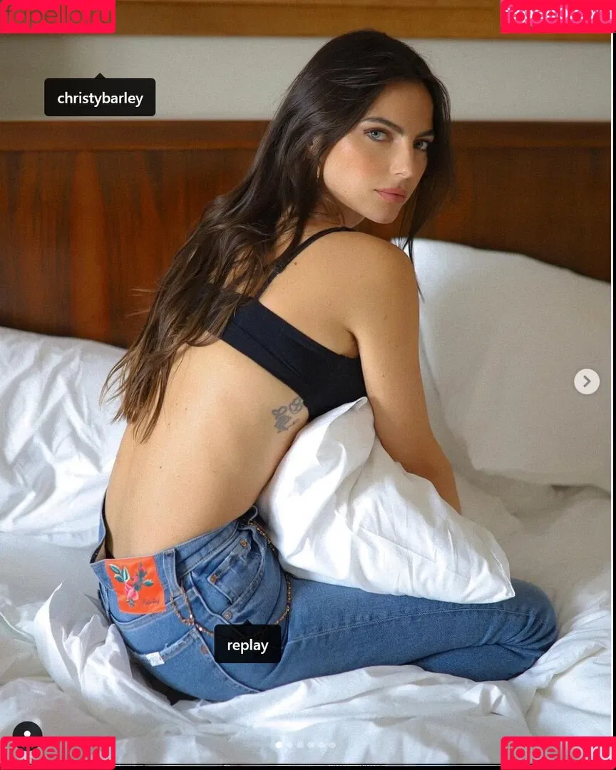 Kelly Piquet Onlyfans Photo Gallery 