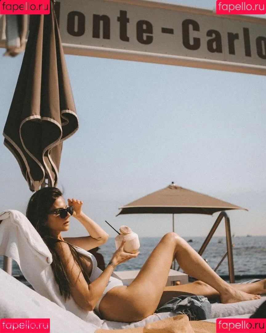 Kelly Piquet Onlyfans Photo Gallery 