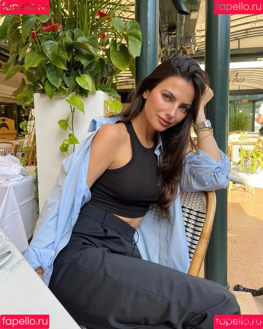 Kelly Piquet Onlyfans Photo Gallery 