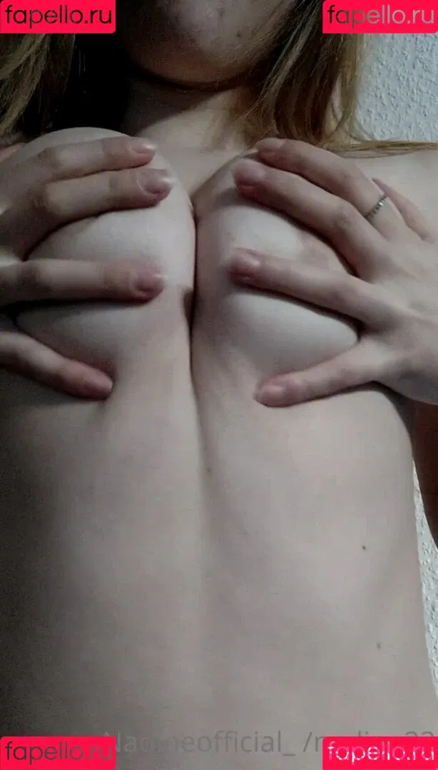 nadine22 Onlyfans Photo Gallery 