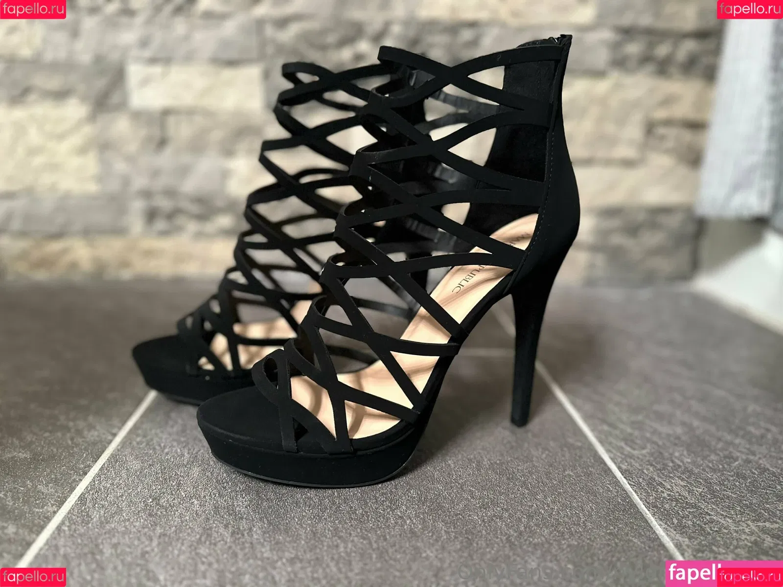 nylon.executive Onlyfans Photo Gallery 