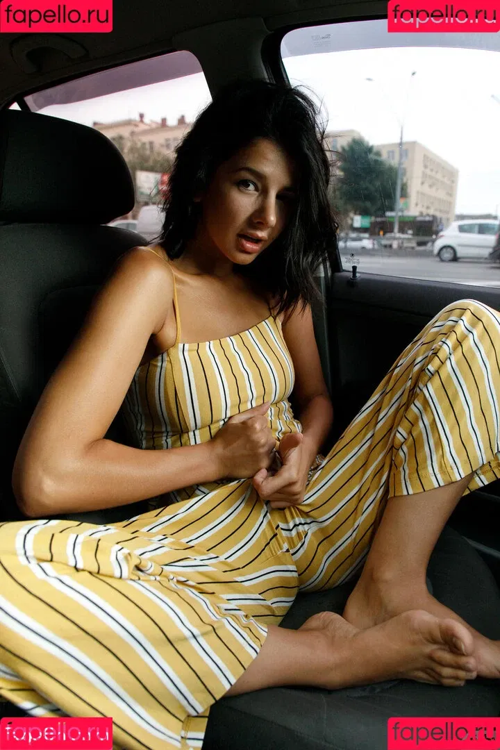 Nadezhda Mood Onlyfans Photo Gallery 