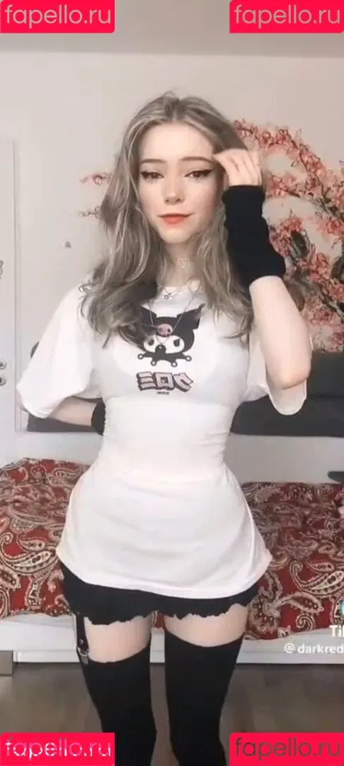 darkredsakura Onlyfans Photo Gallery 