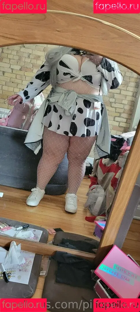 pinkpolaaa Onlyfans Photo Gallery 