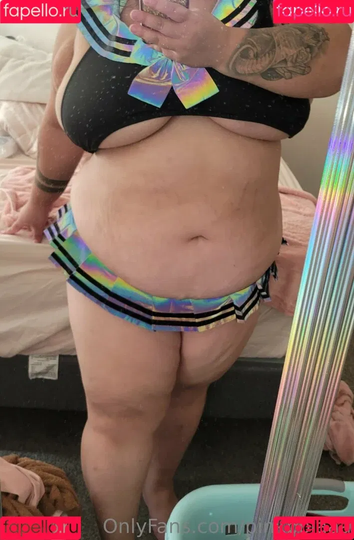 pinkpolaaa Onlyfans Photo Gallery 