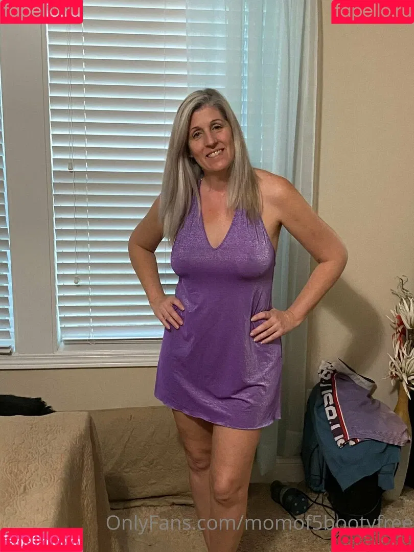 momof5booty Onlyfans Photo Gallery 