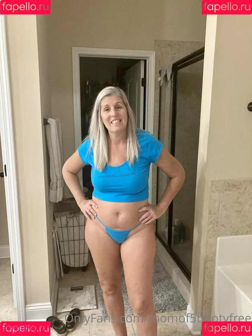 momof5booty Onlyfans Photo Gallery 
