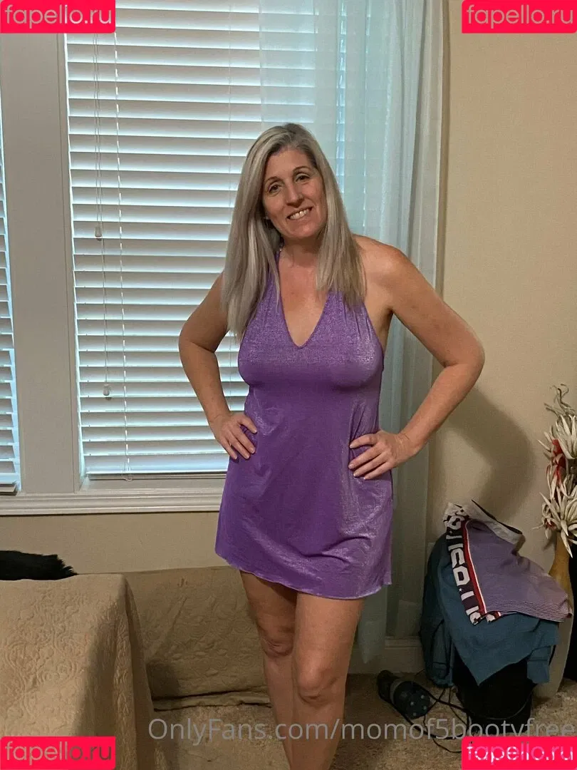 momof5booty Onlyfans Photo Gallery 