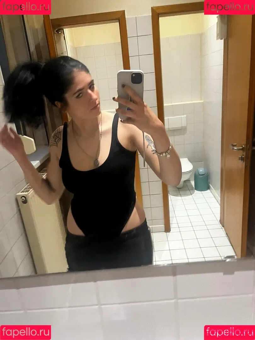 Niamausilol Onlyfans Photo Gallery 