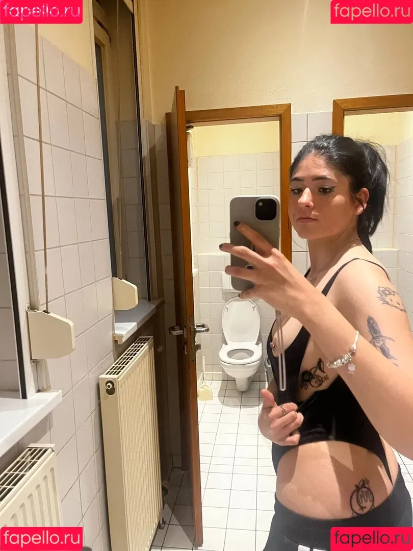 Niamausilol Onlyfans Photo Gallery 