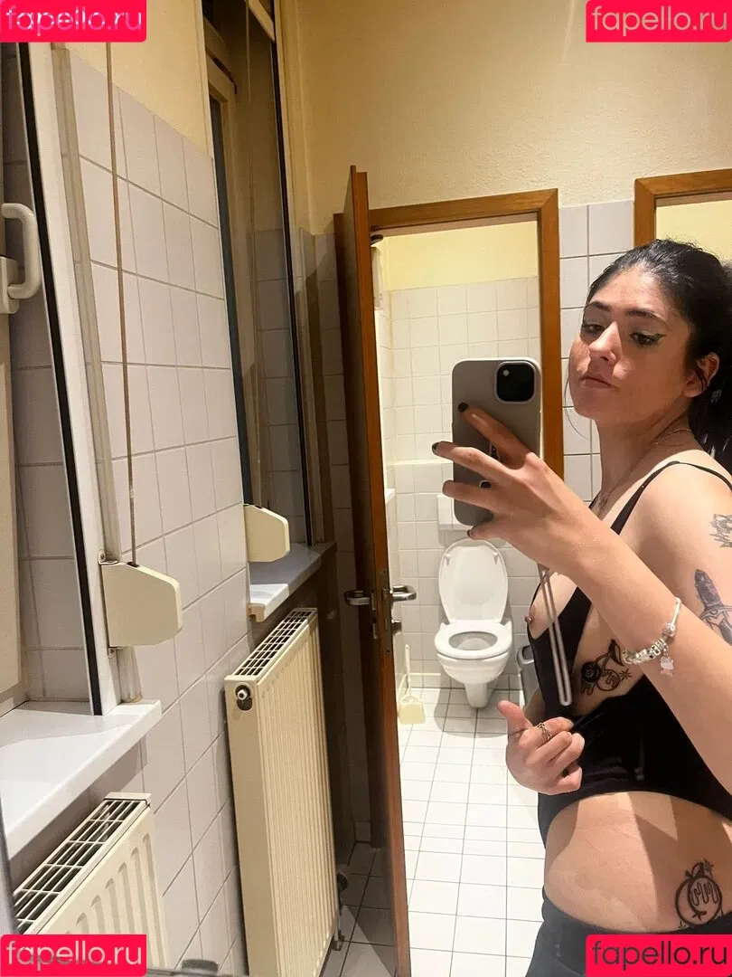 Niamausilol Onlyfans Photo Gallery 