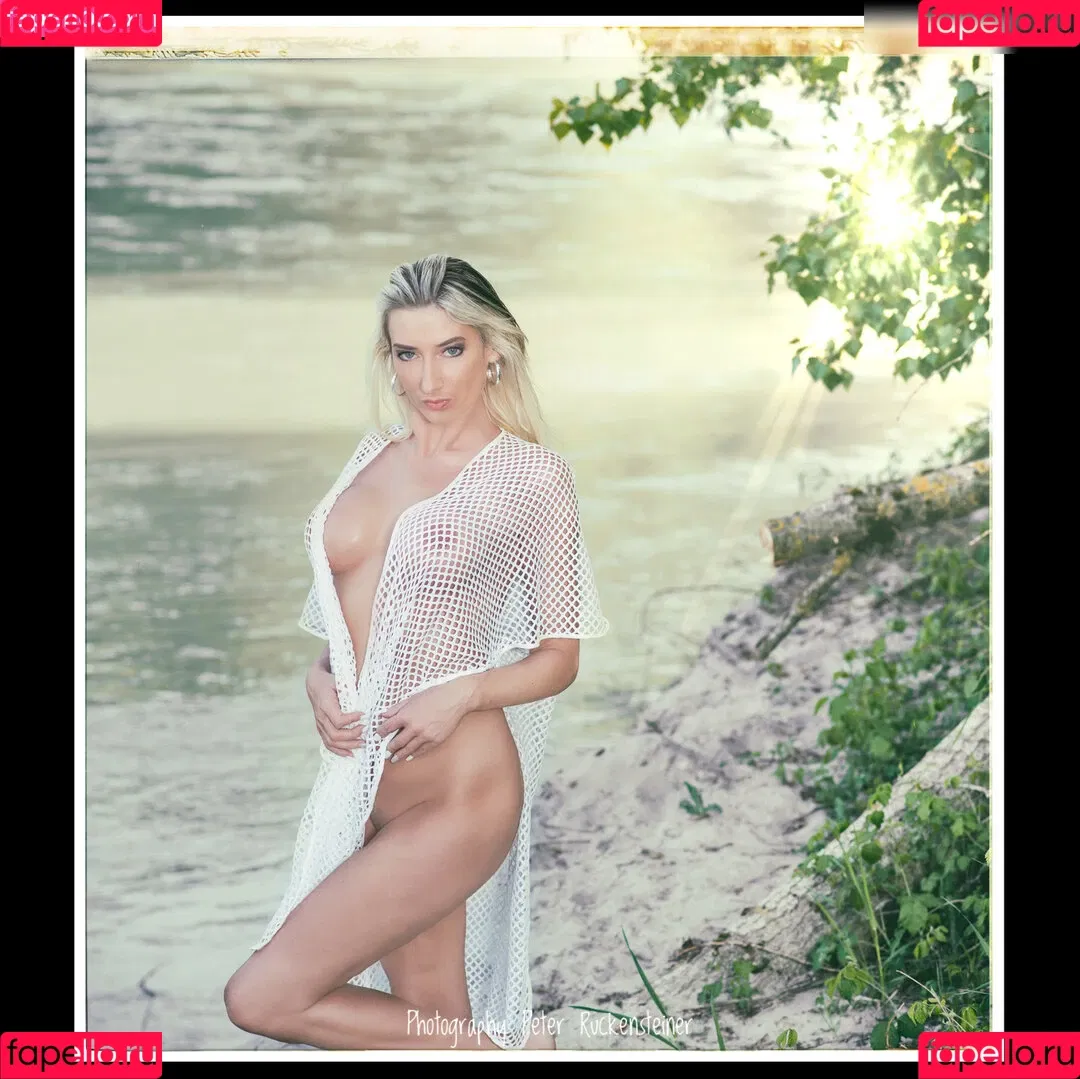Vika Viktoria Onlyfans Photo Gallery 