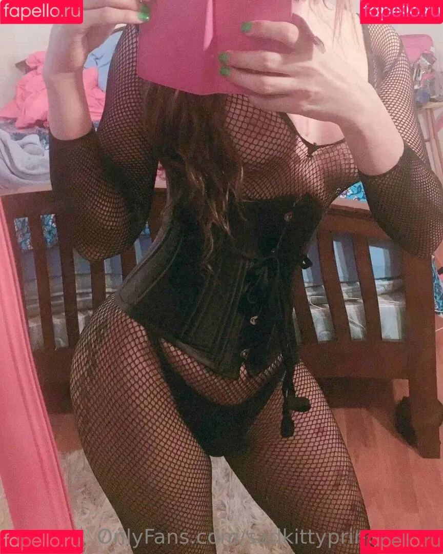 sadkittyprincess69 Onlyfans Photo Gallery 