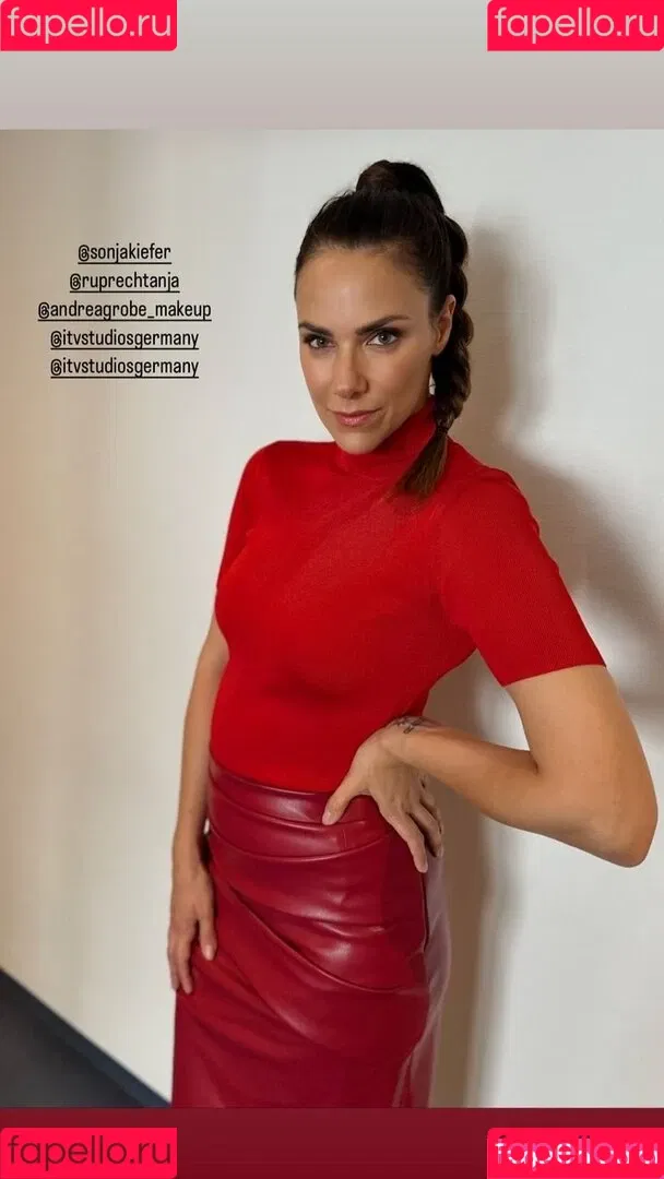 Esther Sedlaczek Onlyfans Photo Gallery 