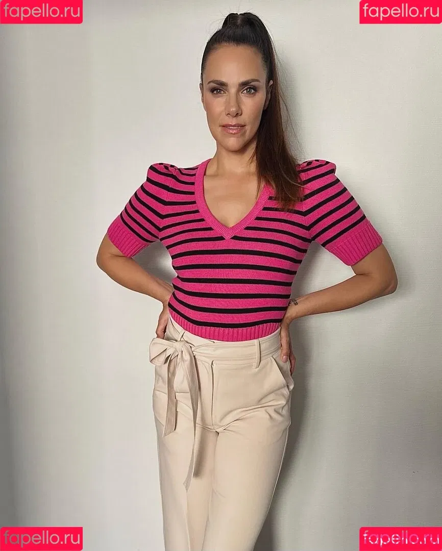 Esther Sedlaczek Onlyfans Photo Gallery 