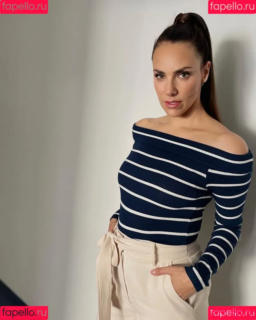 Esther Sedlaczek Onlyfans Photo Gallery 