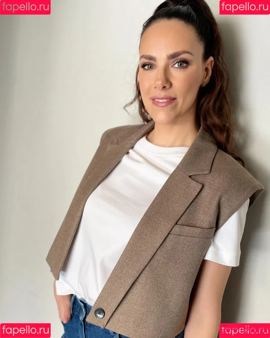Esther Sedlaczek Onlyfans Photo Gallery 
