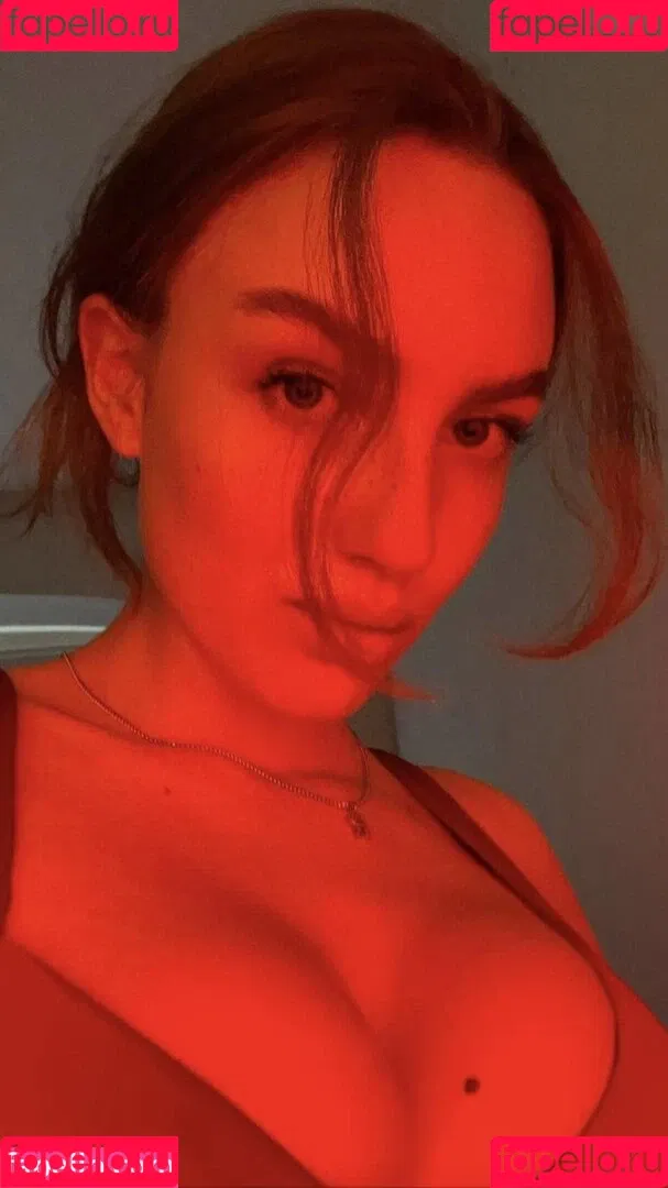 whosrobin Onlyfans Photo Gallery 