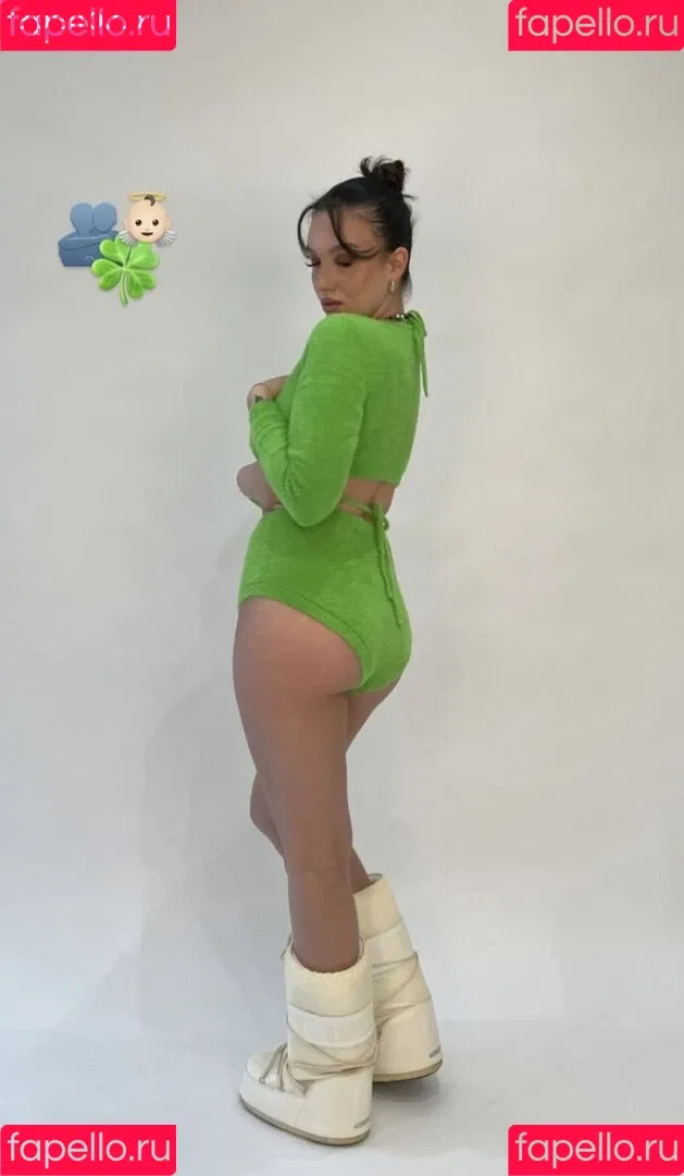 whosrobin Onlyfans Photo Gallery 