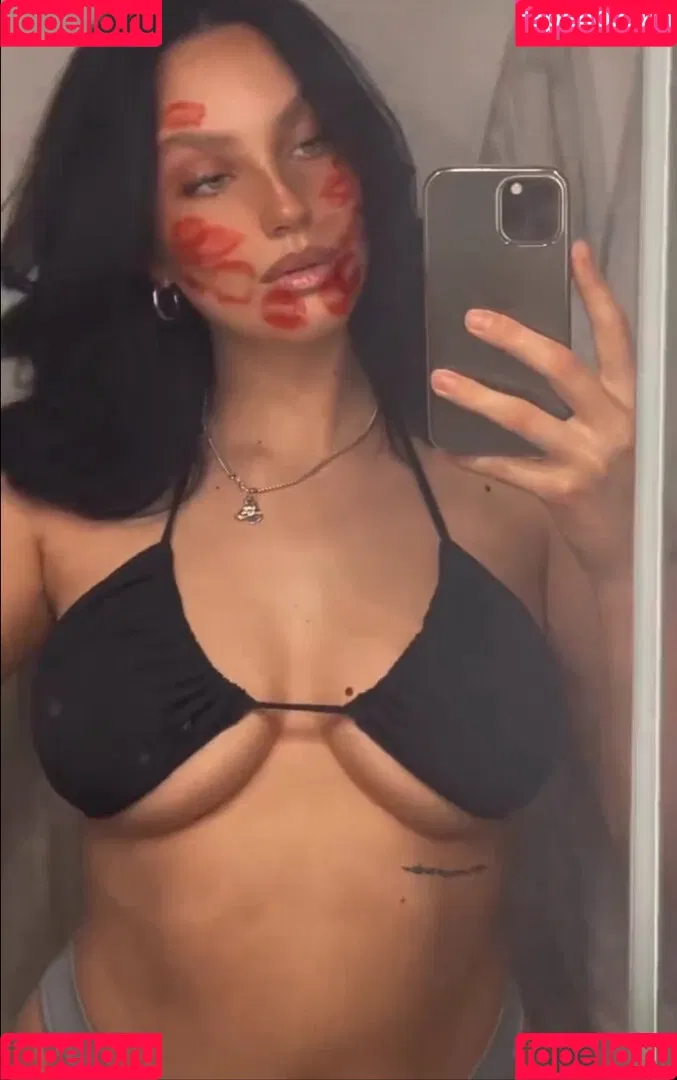 whosrobin Onlyfans Photo Gallery 