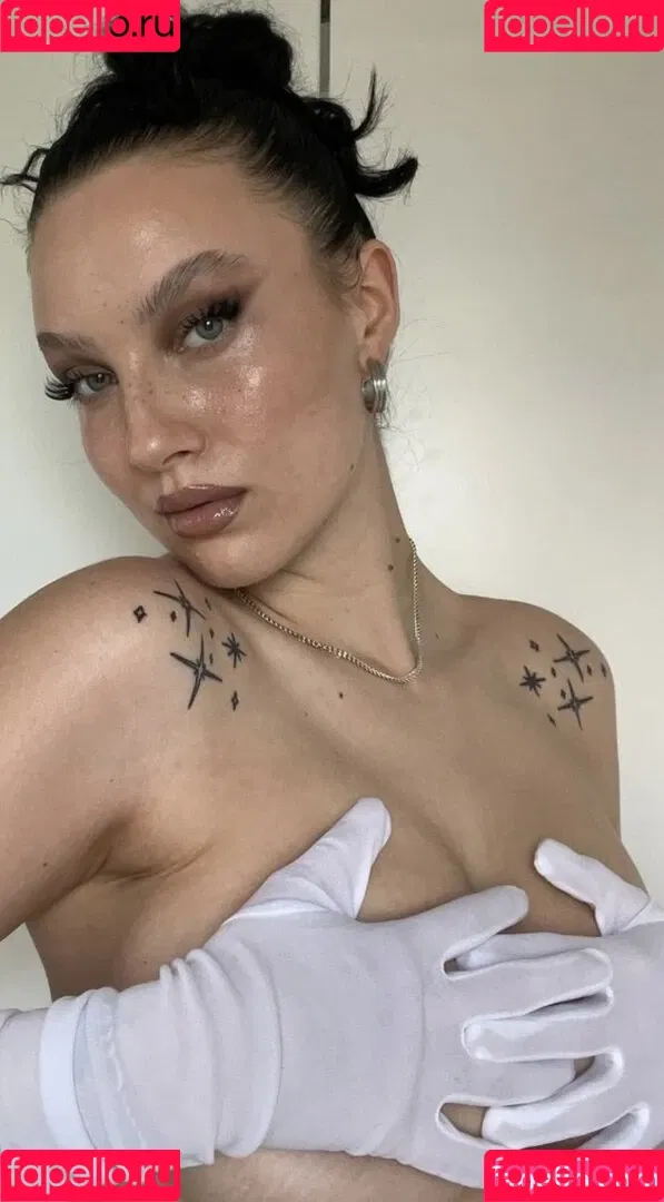 whosrobin Onlyfans Photo Gallery 