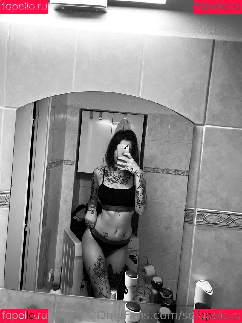sofikafoxx Onlyfans Photo Gallery 