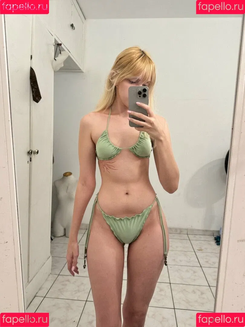 Memepantazis Onlyfans Photo Gallery 