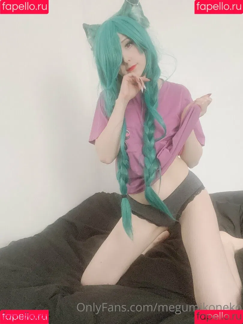 Meguki Koneko Onlyfans Photo Gallery 