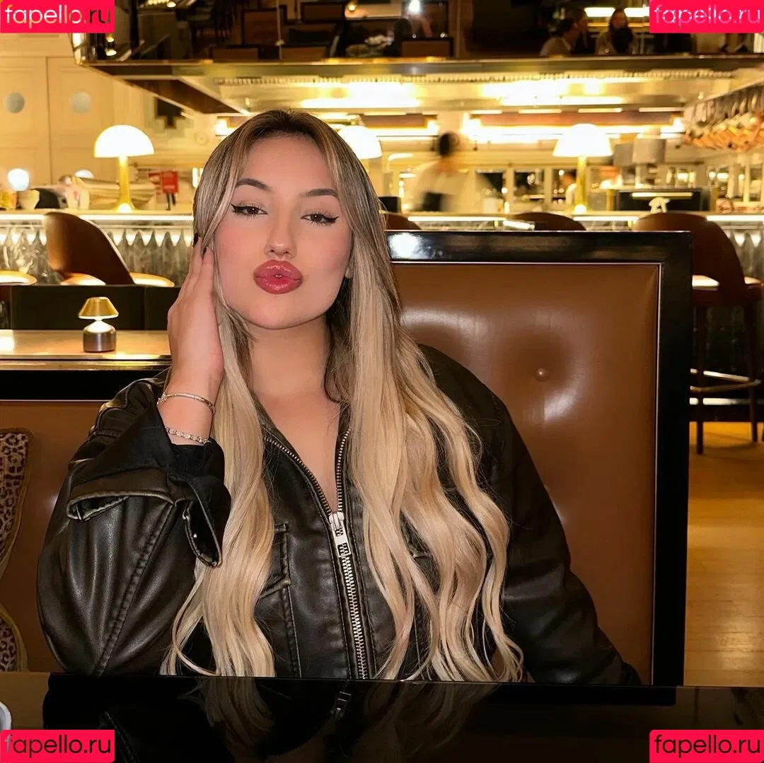 Isabel Ribeiro Onlyfans Photo Gallery 