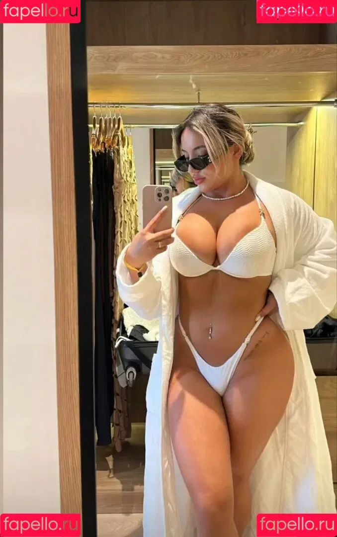 Isabel Ribeiro Onlyfans Photo Gallery 