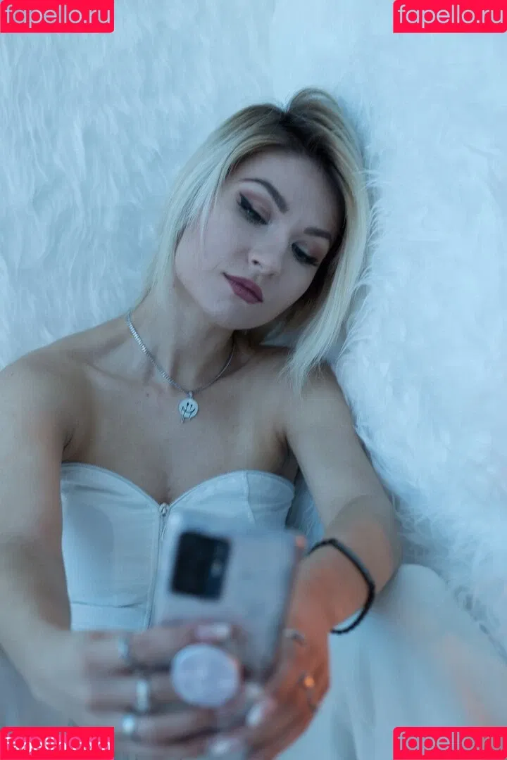 bgkatja Onlyfans Photo Gallery 