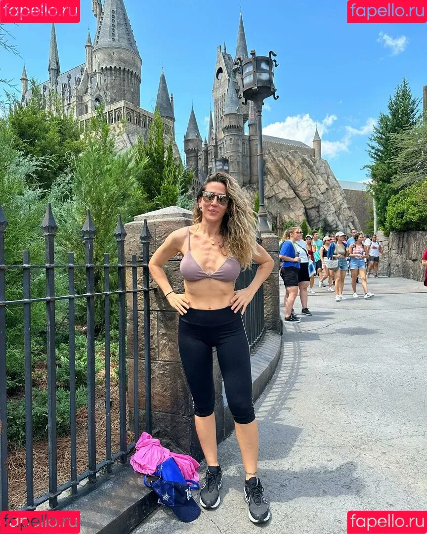 Jimena Baron Onlyfans Photo Gallery 