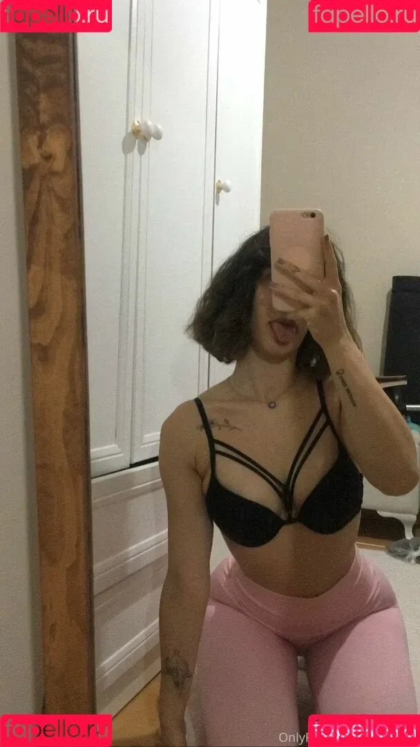 Selin Onlyfans Photo Gallery 