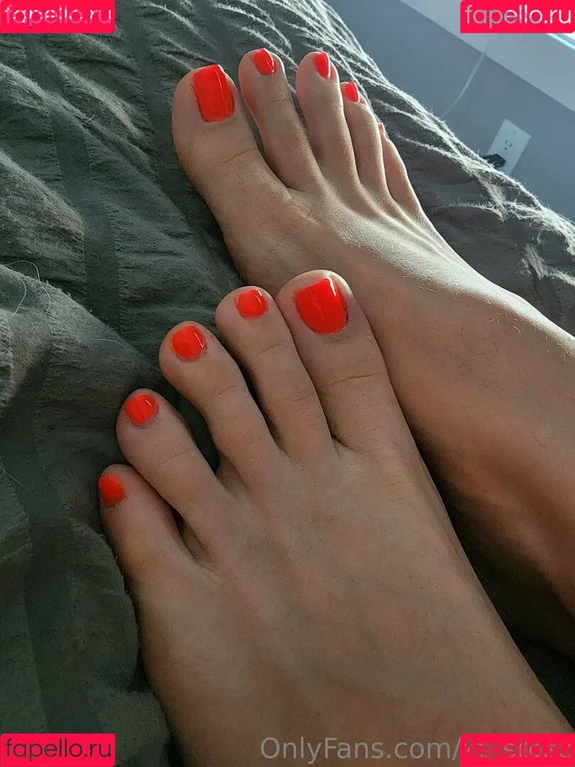 Goddess KT Onlyfans Photo Gallery 