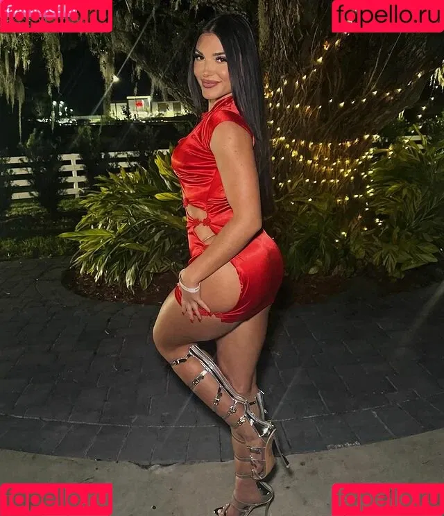 Jazmyn Nyx Onlyfans Photo Gallery 