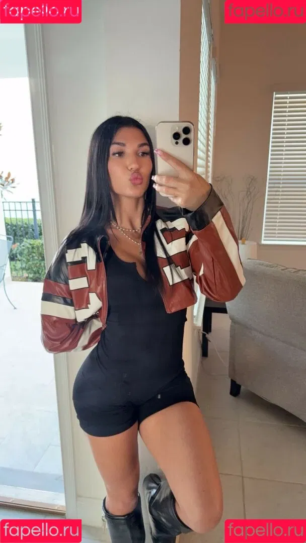 Jazmyn Nyx Onlyfans Photo Gallery 