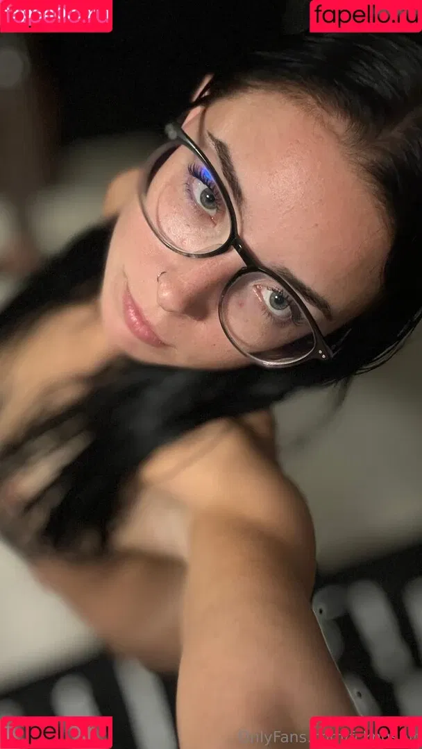 Fckngshit Onlyfans Photo Gallery 