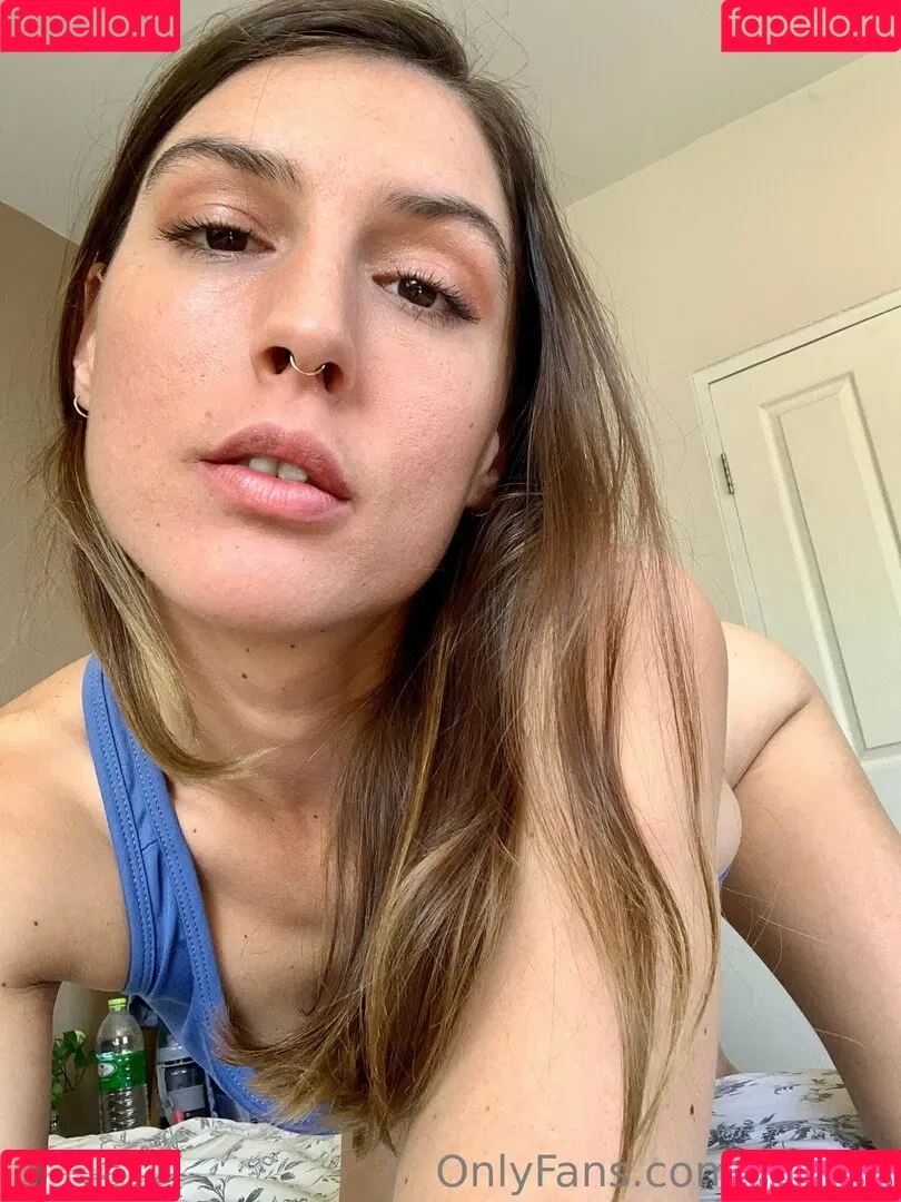 a.leigh Onlyfans Photo Gallery 